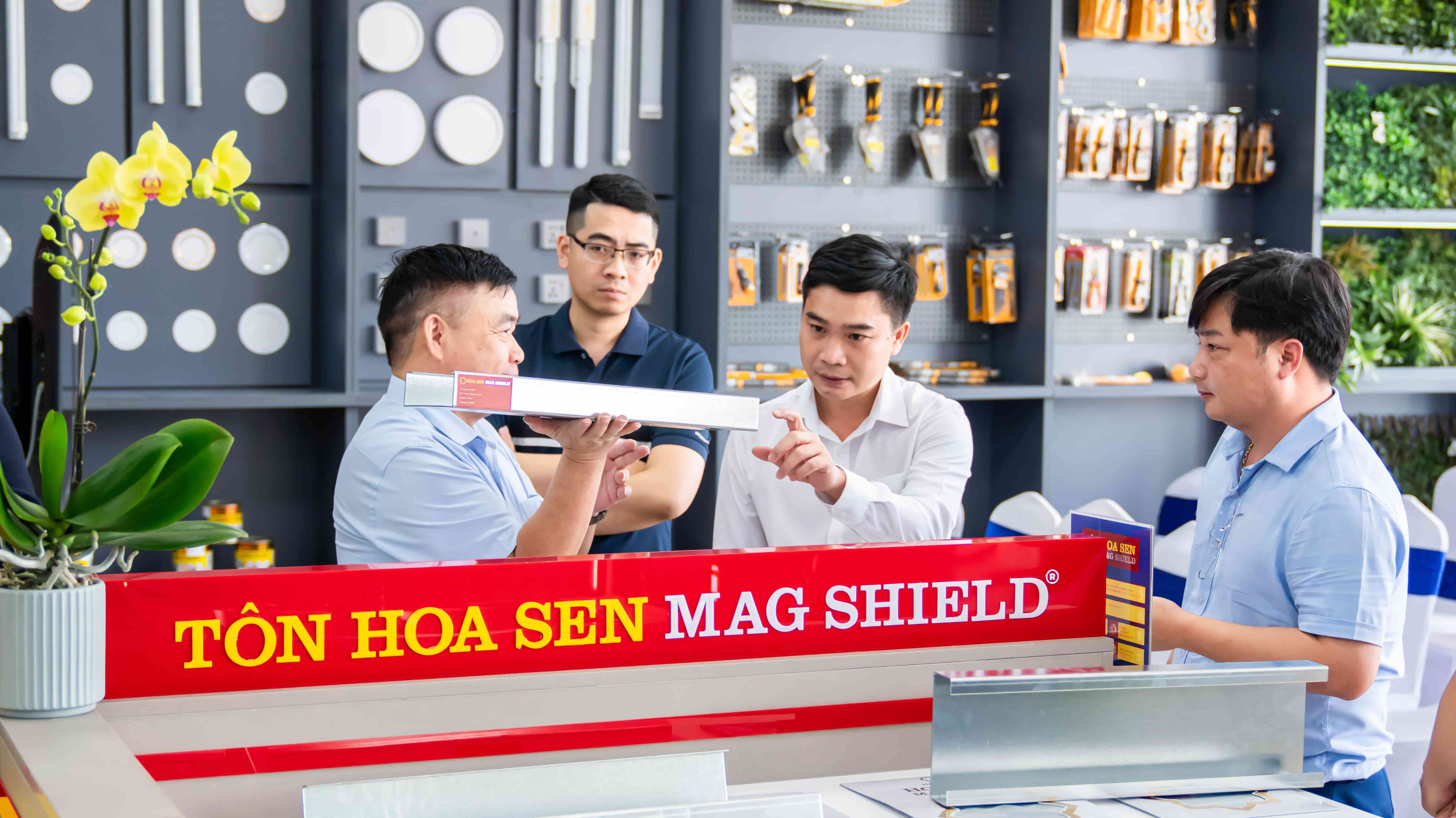 ton-cao-cap-sieu-ben-hoa-sen-mag-shield-da-co-mat-tai-he-thong-hoa-sen-home