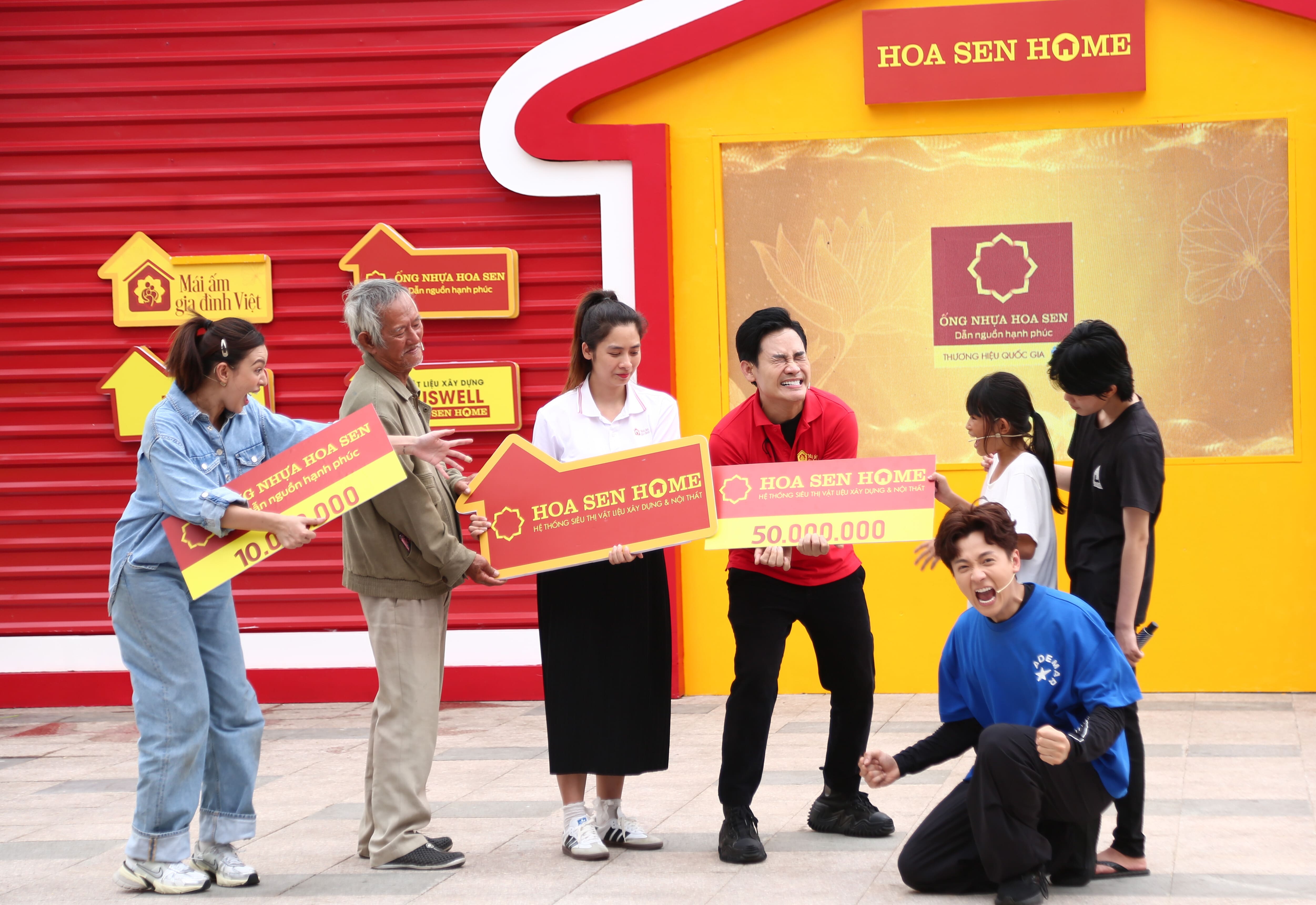 24-nam-vi-cong-dong-hoa-sen-home-noi-dai-su-menh-nhan-van-tu-tap-doan-hoa-sen