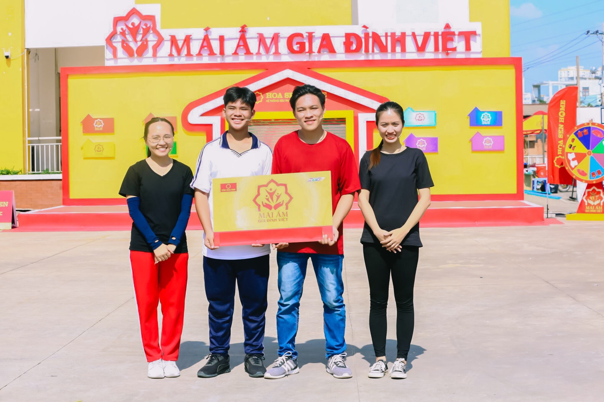 Mái ấm gia đình Việt: Hãy đến với hình ảnh liên quan đến \